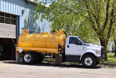 Clean Enviro Vac - Liquid Vac vacuum truck