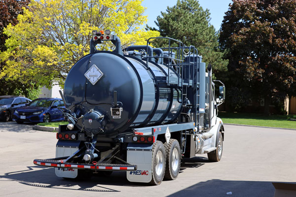 Miller Integrated Solutions - Liquid Vac w/VOC Scrubber vacuum truck