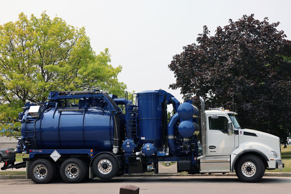 Sun Environmental Corp - Powervac 5300 vacuum truck